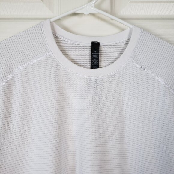 Lululemon Mens Metal Vent tech Striped short sleeve top White Size M Athletic - Picture 2 of 7